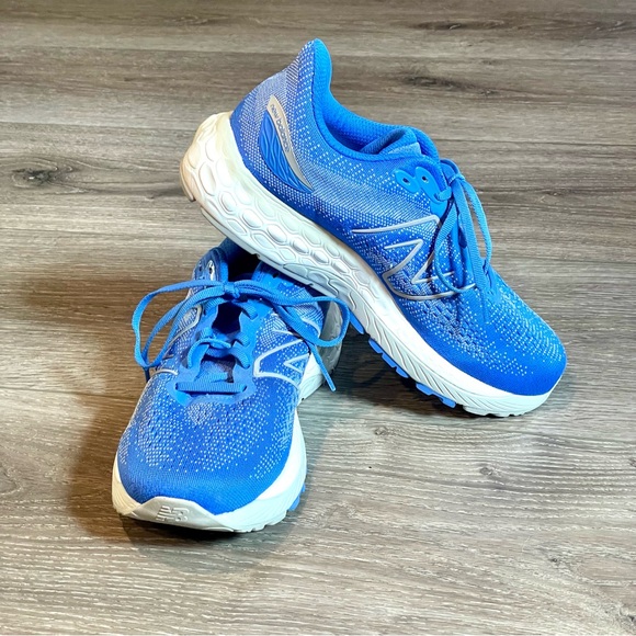 New Balance Fresh Foam 880 size 8.5 WIDE - Picture 1 of 9